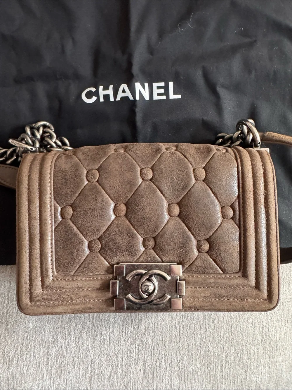 Vintage Chanel crossbody small leboy